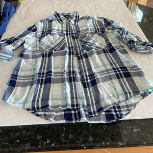 Express long sleeve button down top. Size S/P excellent condition
